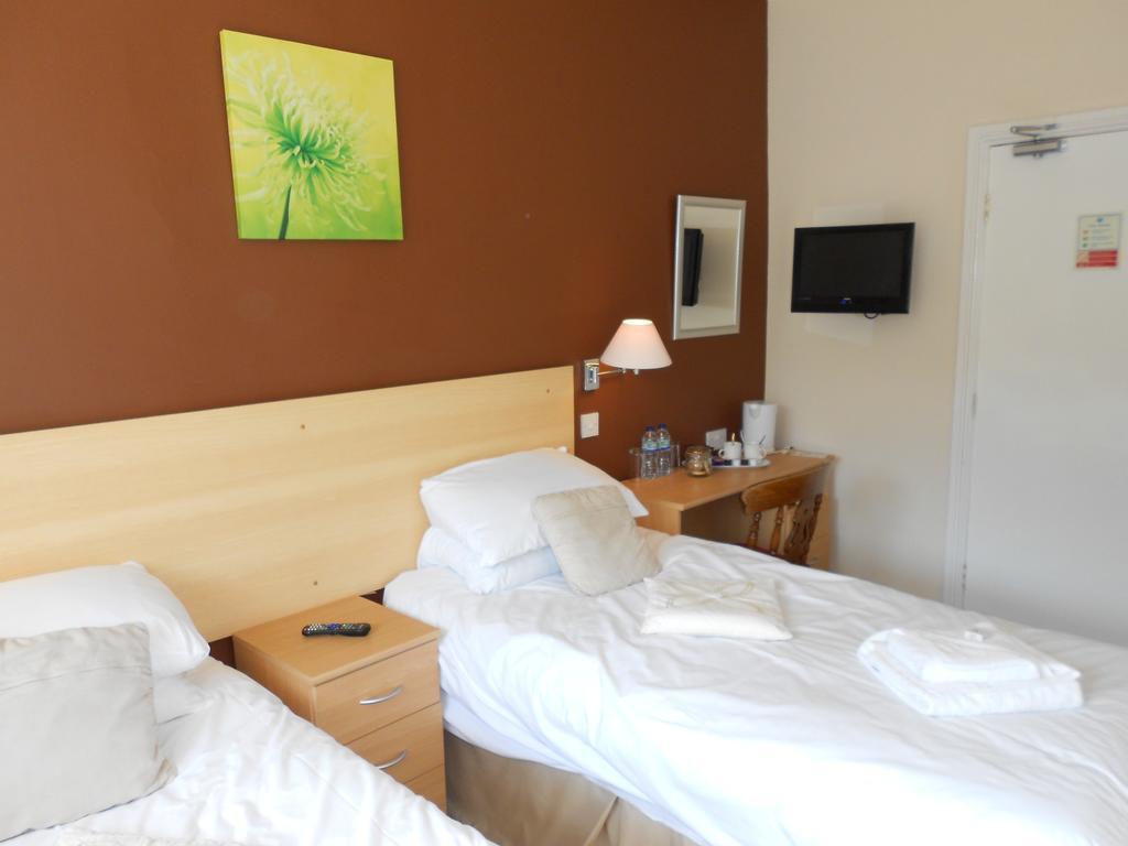 Whaley Bridge The Shady Oak B&B الغرفة الصورة